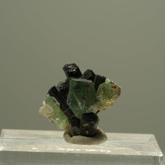 Bunte Phantom Fluorit Würfel, Schörl Turmalin, Muskovit Erongo, Namibia 13*13*13mm #15287
