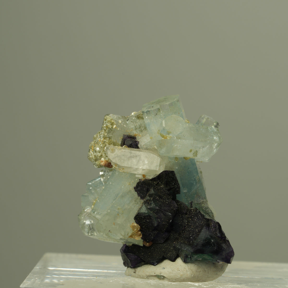 Seltene Aquamarin, Fluorit, Muskovit Stufe Erongo, Namibia 21*20*17mm #15290