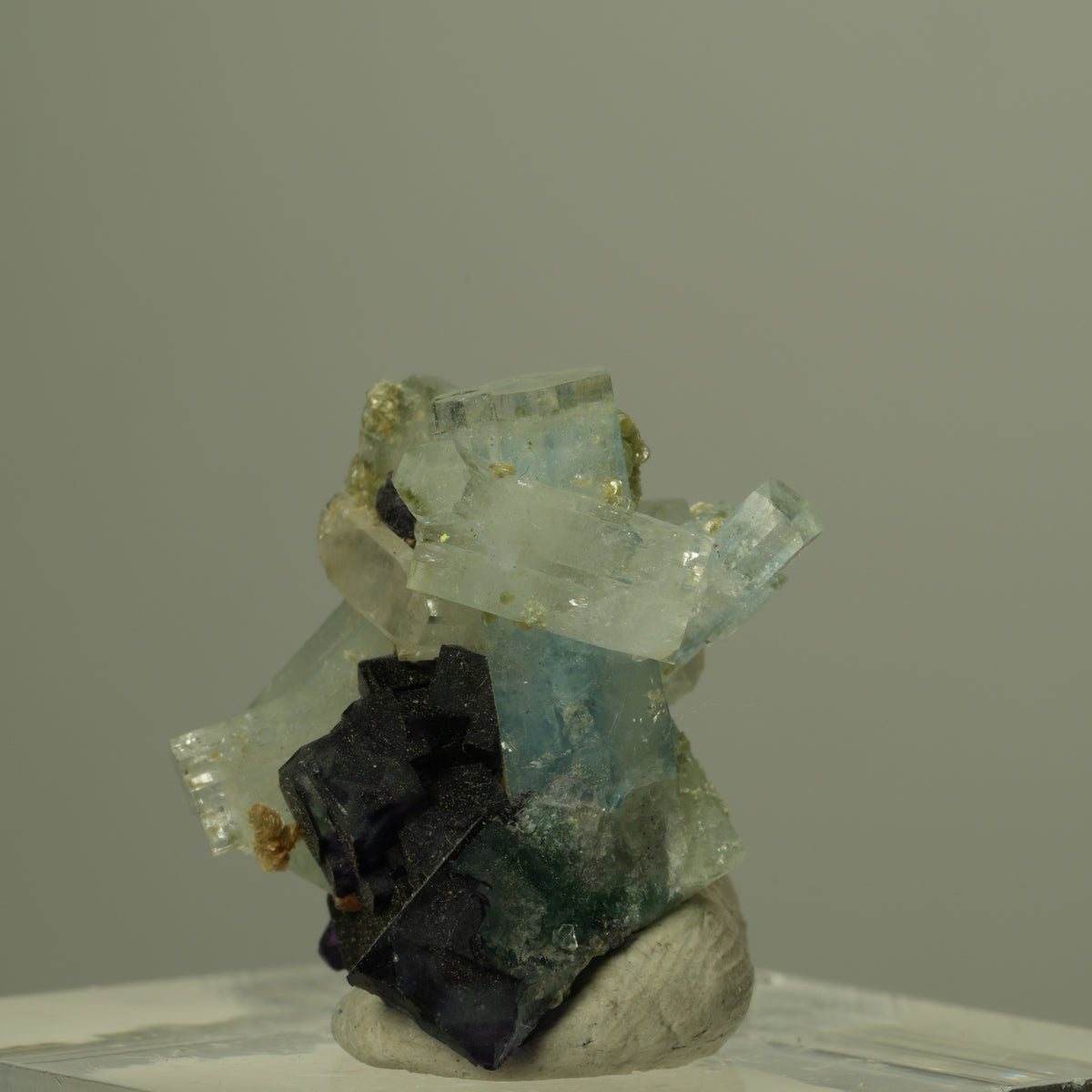 Seltene Aquamarin, Fluorit, Muskovit Stufe Erongo, Namibia 21*20*17mm #15290