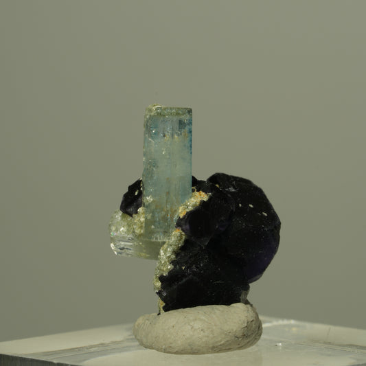 Seltene Aquamarin, Fluorit, Muskovit Stufe Erongo, Namibia 19*11*12mm #15294