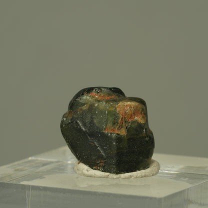 Seltener Saphir Roh Kristall, Rohstein, grün blau Unbekannt 11*14*11mm #15303