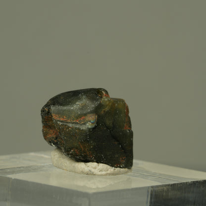 Seltener Saphir Roh Kristall, Rohstein, grün blau Unbekannt 11*14*11mm #15303