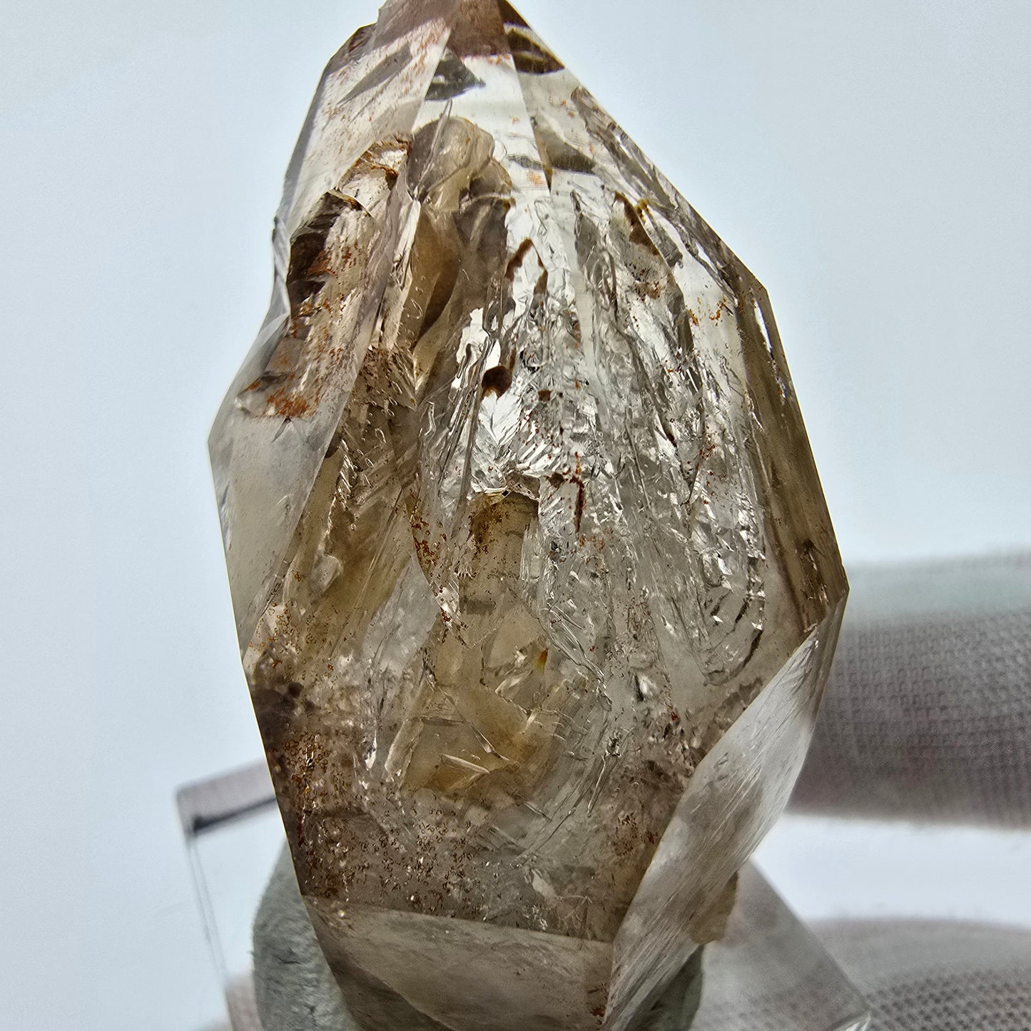 Enhydro Phantom Rauchquarz Zepter Spitze 2x Blase Goboboseb, Namibia 48*25*23mm