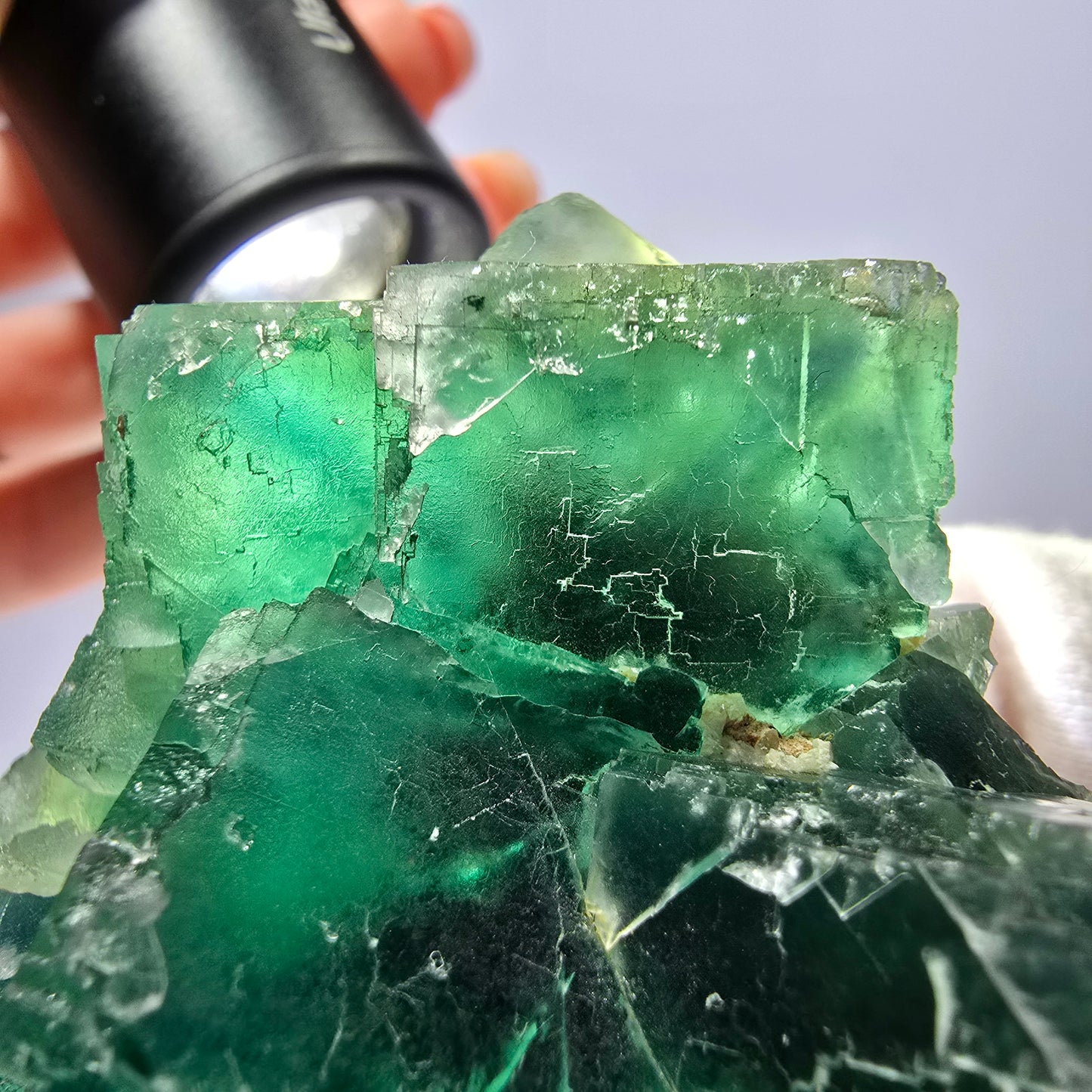 Große Phantom Fluorit Würfel Stufe parkettiert grün Okorusu Namibia 89*67*47mm