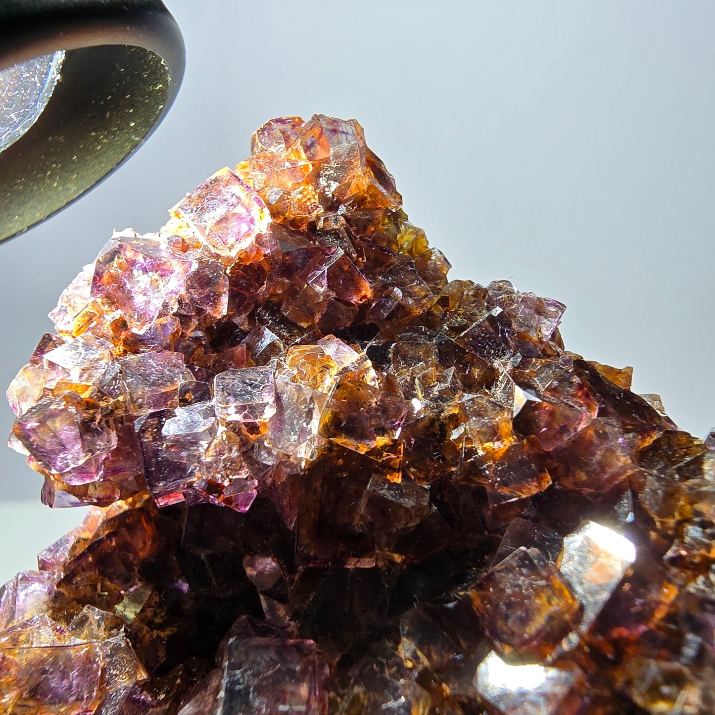 Grand spécimen de cube de fluorite fantôme, vert, jaune, violet, Okorusu, Namibie, 110 x 66 x 50 mm 