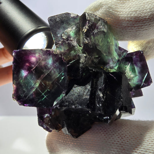 Rare spécimen de cube de fluorite fantôme vert violet zonal Okorusu Namibie 63*53*38mm 