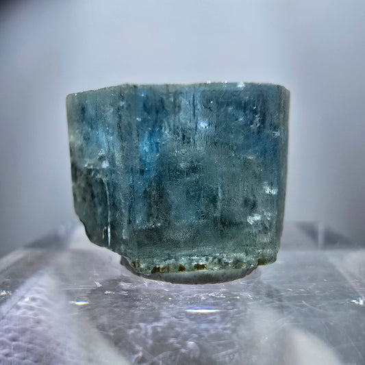 Seltener Aquamarin X mit Schörl Turmalin Erongo, Namibia 16*11*12mm