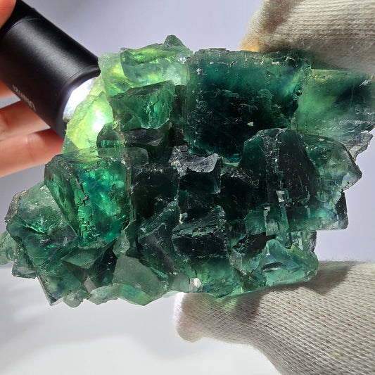 Grand cube de fluorite fantôme vert étagé Okorusu Namibie 102 x 78 x 28 mm 