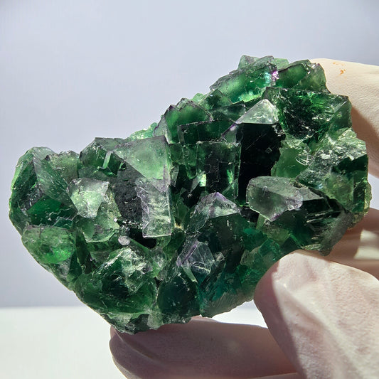 Spécimen de cube de fluorite fantôme parqueté vert violet Okorusu, Namibie 62*44*26mm 