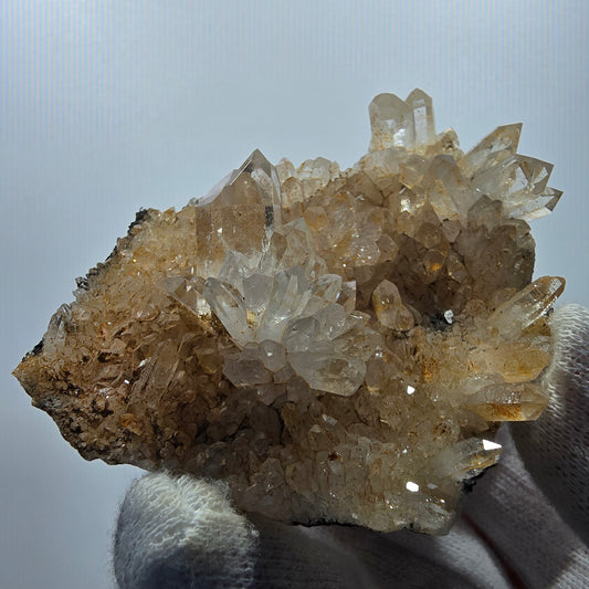 Pointes de quartz fumé clair sur échantillon de matrice Valentine Pocket Goboboseb Namibie 75*57*25mm 