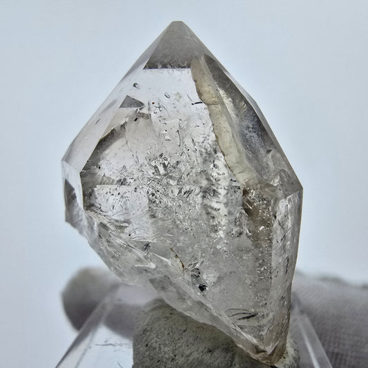 Enhydro Phantom Smoky Quartz Sceptre Tip 1x Bubble Goboboseb, Namibie 35*27*17mm 