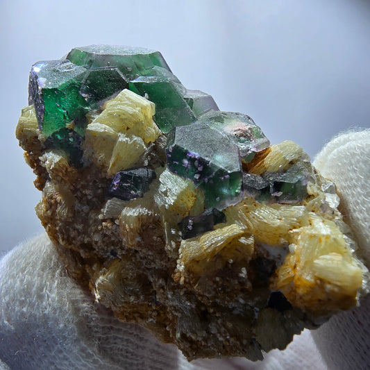 Phantom Fluorite Cube hexagonal, zonal Muscovite specimen Erongo Namibia 49*29*26mm 