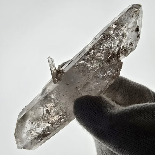 Sceptre de poche Saint-Valentin en hématite fantôme squelette, quartz fumé, Namibie, 114 x 39 x 23 mm 
