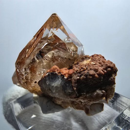 Amas de sceptres en quartz fumé fantôme transparent, Goboboseb, Namibie, 30 x 25 x 20 mm 