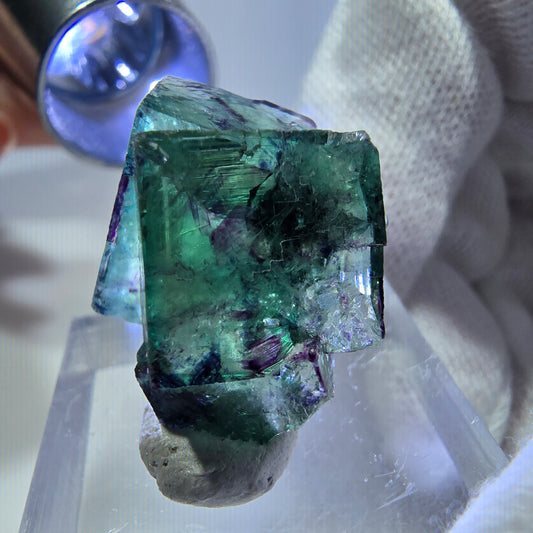 Seltene Phantom Fluorit Würfel Stufe zonal grün lila Okorusu, Namibia 25*21*15mm