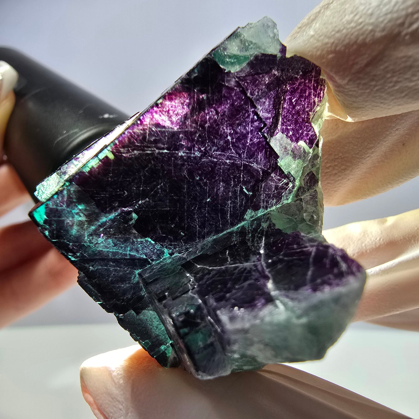 Spécimen de cube de fluorite fantôme vert violet zonal 11:11 Angel Pocket, Namibie 54*38*38mm 