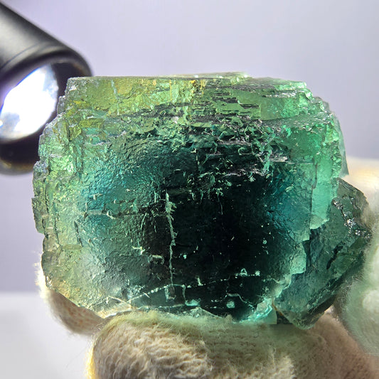 Rare spécimen de cube de fluorite fantôme, parqueté vert Okorusu, Namibie, 48 x 37 x 37 mm 