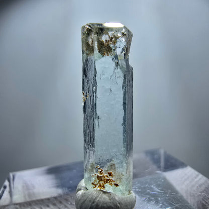 Cristal d'aigue-marine transparent X, bleu Erongo, Namibie 21*6*4mm 
