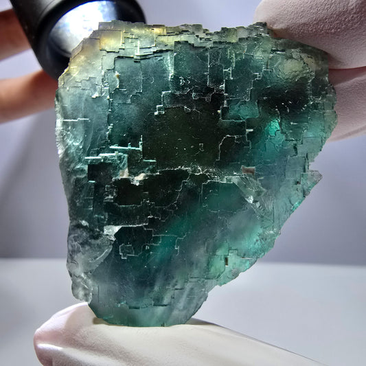 Spécimen de cube de fluorite fantôme transparente, vert parqueté, Okorusu, Namibie, 58 x 46 x 23 mm 