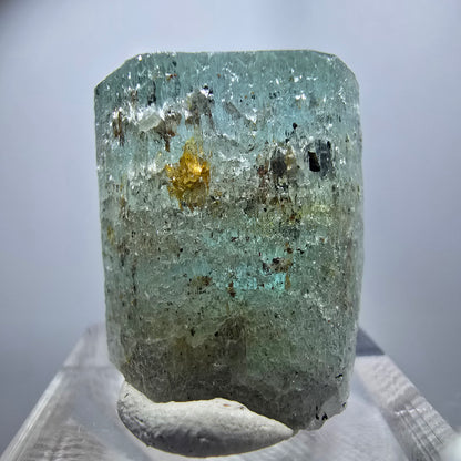 Seltener Aquamarin X mit Schörl Turmalin Erongo, Namibia 25*21*17mm