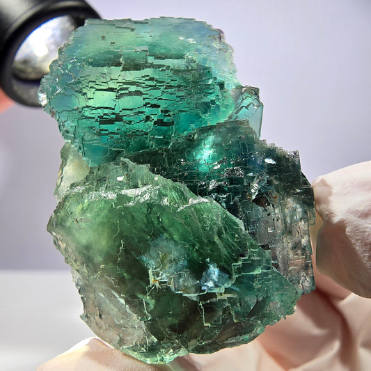 Spécimen de cube de fluorite fantôme transparente, parqueté vert Okorusu, Namibie 49 x 31 x 31 mm 