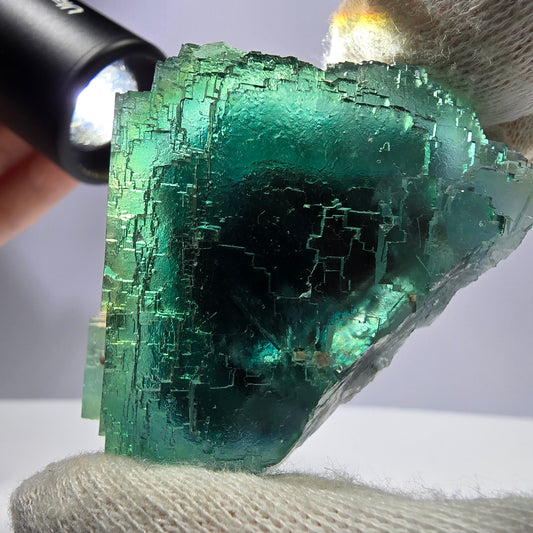 Spécimen de cube de fluorite fantôme transparente, parqueté Okorusu Namibie 66*54*34mm 