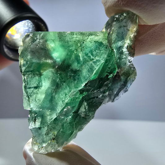 Spécimen de cube de fluorite fantôme transparente, vert parqueté, Okorusu, Namibie, 48 x 38 x 23 mm 