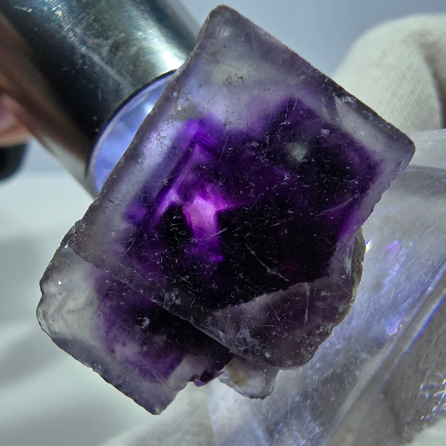 Spécimen de cube de fluorite fantôme, vert violet, Okorusu, Namibie, 26 x 18 x 15 mm 