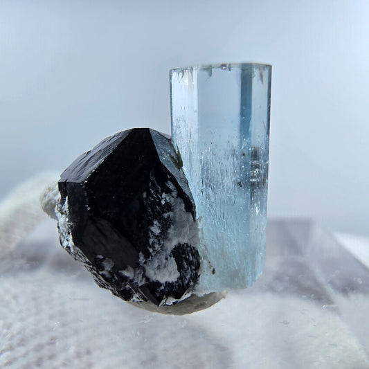 Aigue-marine Setlene, tourmaline Schörl stade Erongo, Namibie 13*14*10mm 