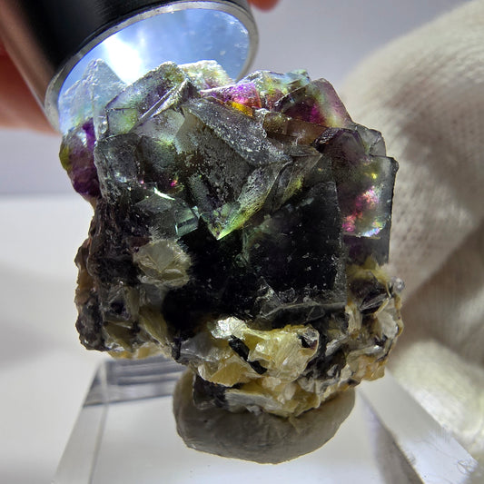 Spécimen de fluorite fantôme colorée, tourmaline scholle, muscovite, Erongo, Namibie, 33 x 29 x 23 mm 