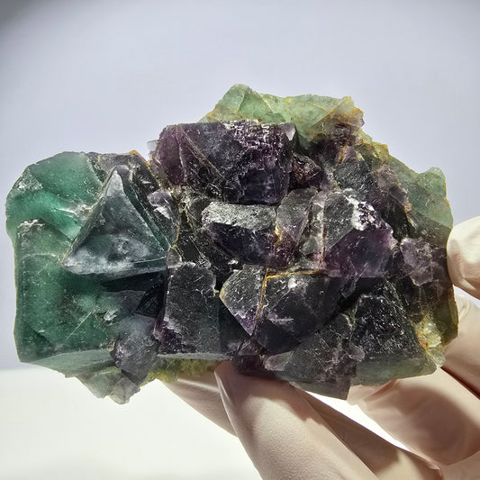 Grand spécimen de cube de fluorite fantôme, vert violet, Okorusu, Namibie, 88 x 60 x 40 mm 