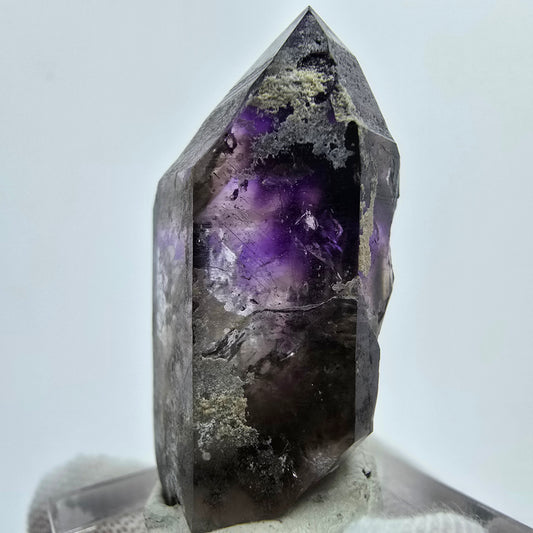 Cristal d'améthyste fantôme violet Goboboseb, Namibie 38*20*14mm Collection de minéraux 