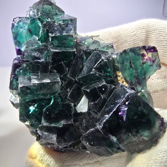 Seltene Phantom Fluorit Würfel Stufe zonal grün lila Okorusu, Namibia 73*60*24mm