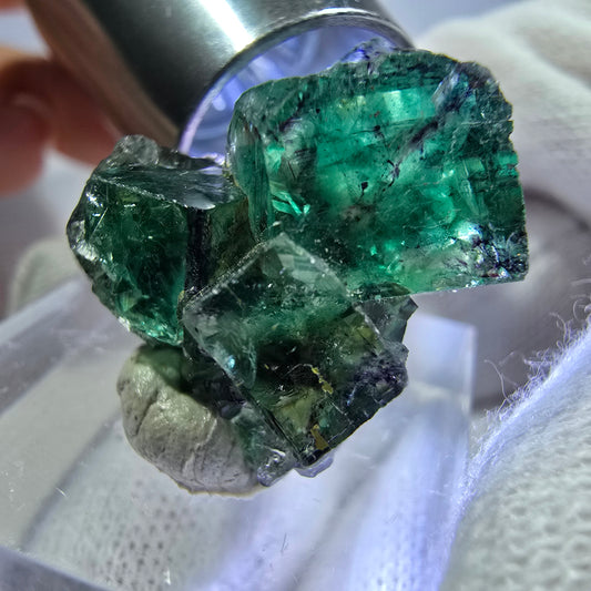Seltene Phantom Fluorit Würfel Stufe zonal grün lila Okorusu, Namibia 25*23*18mm