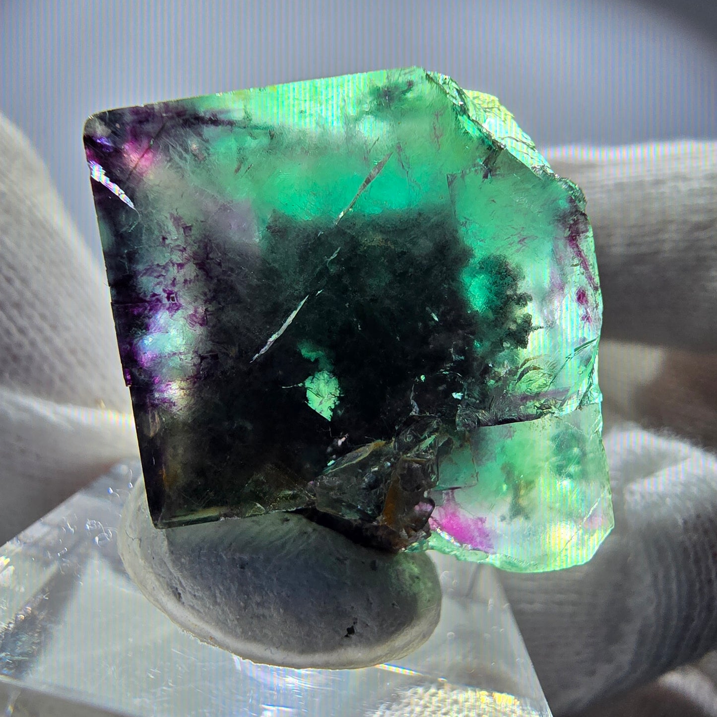 Cube de fluorite fantôme transparente, vert violet zonal, Okorusu, Namibie, 33 x 29 x 20 mm 