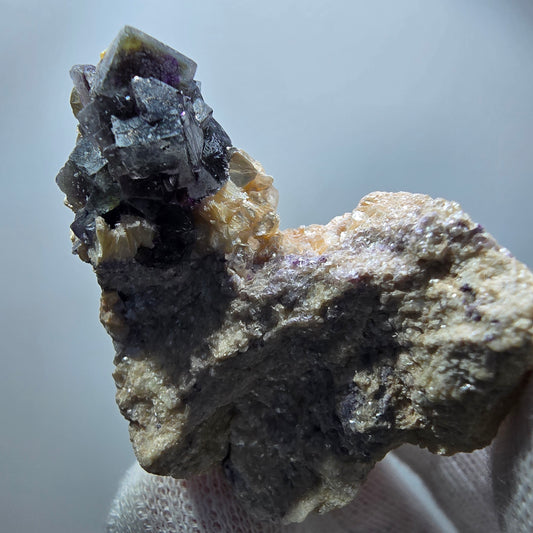 Cubes de fluorite fantôme colorés, spécimen de muscovite, Erongo, Namibie, 49 x 46 x 42 mm 
