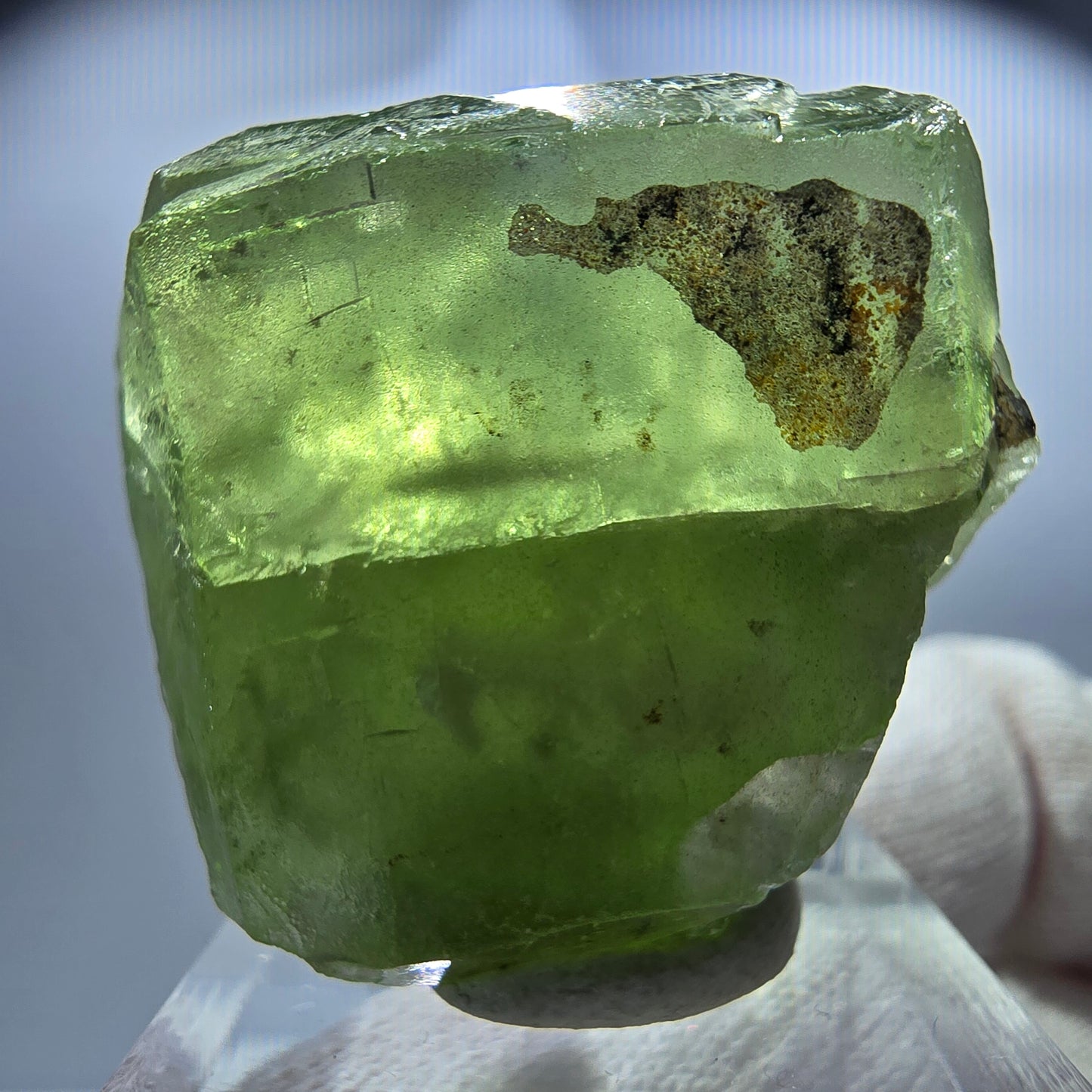 Rare cube de fluorite avec hyalite, vert Erongo, Namibie 36 x 35 x 23 mm 