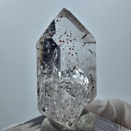 Quartz Harlequin Enhydro, Quartz Hématite Streep Mine, Goboboseb, Namibie 36 x 18 x 13 mm 