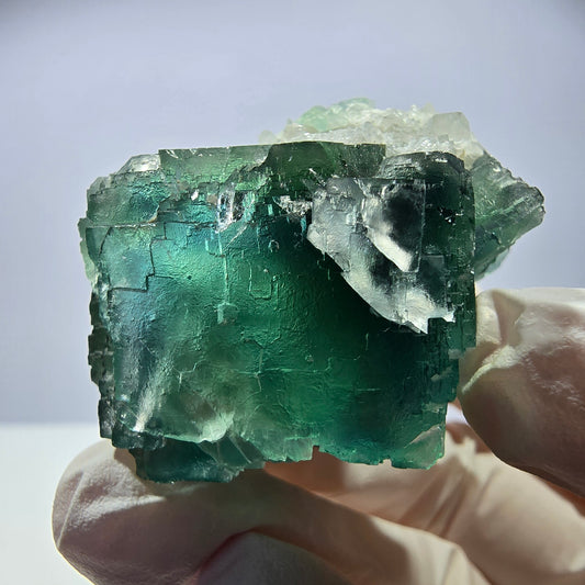 Rare cube de fluorite fantôme, spécimen de quartz vert Okorusu, Namibie, 44 x 40 x 29 mm 