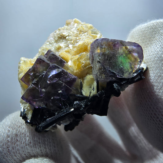 Bunte Phantom Fluorit Würfel Muskovit Schörl Turmalin Erongo, Namibia 41*33*26mm