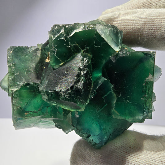 Grand cube de fluorite fantôme vert étagé Okorusu Namibie 89 x 67 x 47 mm 