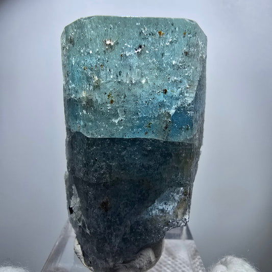 Seltener Aquamarin X mit Hyalit Einschlüssen Erongo, Namibia 42*28*19mm