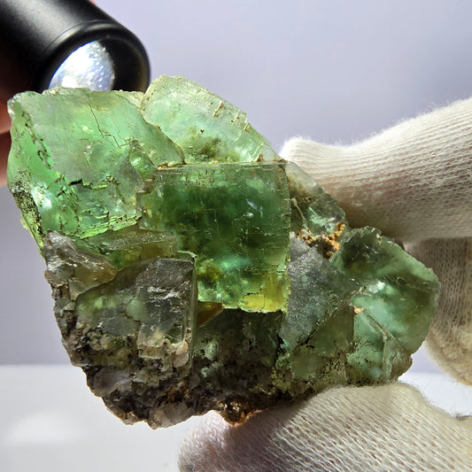 Rare spécimen de cube de fluorite fantôme, parqueté vert Okorusu, Namibie, 73 x 46 x 25 mm 
