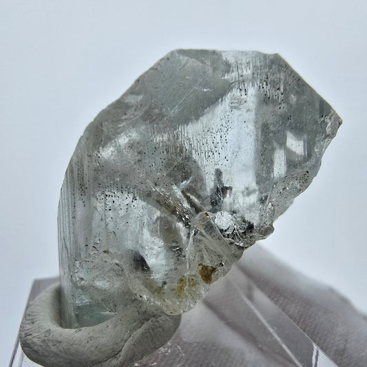 Cristal topaze X transparent, Spitzkoppe bleu blanc, Erongo, Namibie 37*26*19mm 