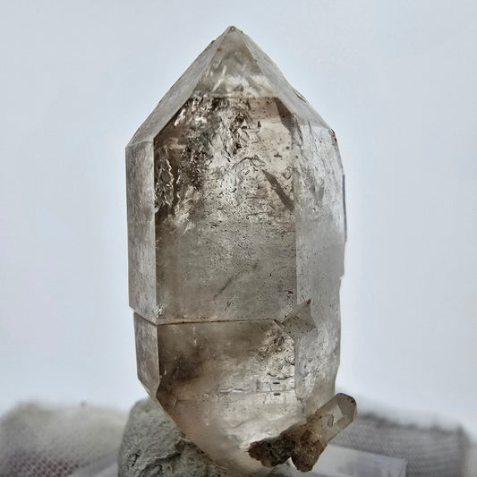 Enhydro Phantom Smoky Quartz Sceptre Tip 1x Bubble Goboboseb, Namibie 39*19*16mm 