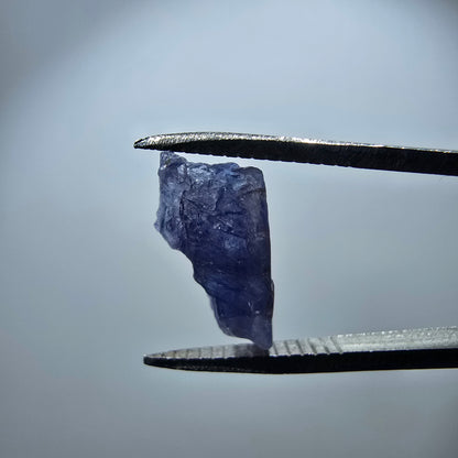 Cristal brut de tanzanite rare, bleu Tanzanie 14*6*5mm 
