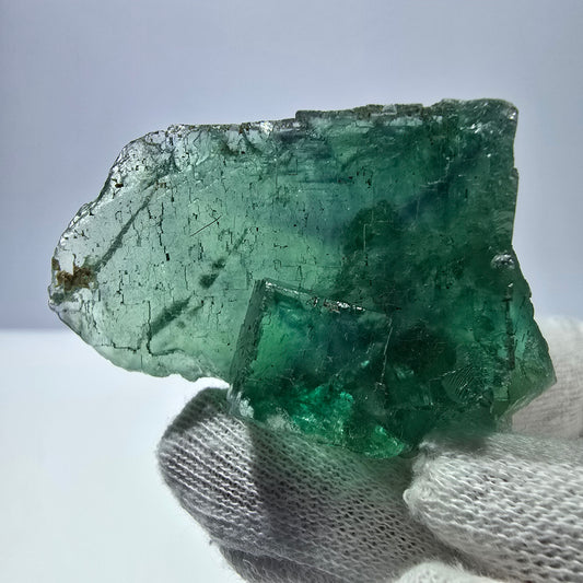 Rare spécimen de cube de fluorite fantôme, parqueté vert Okorusu, Namibie, 55 x 36 x 23 mm 