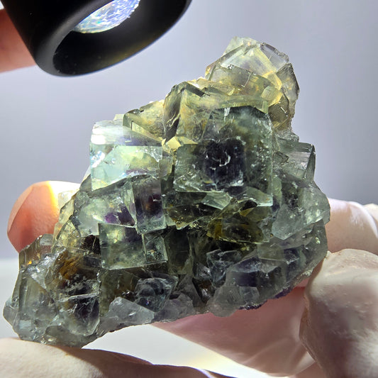 Spécimen de cube de fluorite fantôme transparente, vert-violet, Okorusu, Namibie, 45 x 35 x 19 mm 