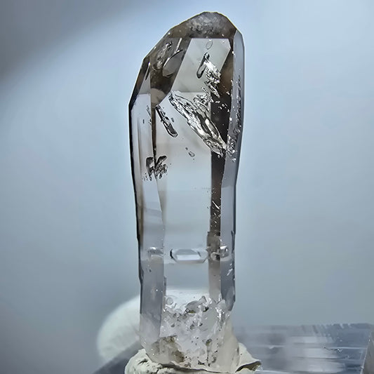 Lemurian Phantom Rauchquarz Zepter Spitze Goboboseb, Namibia 32*8*8mm