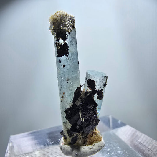Klare Aquamarin XX Stufe, blau Erongo, Namibia 25*9*7mm